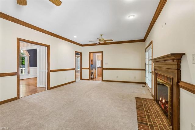 402 Comfort CV, Newport News, VA 23606