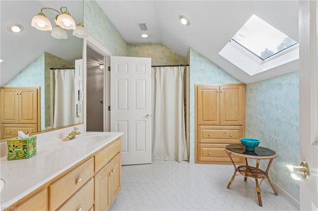 402 Comfort CV, Newport News, VA 23606