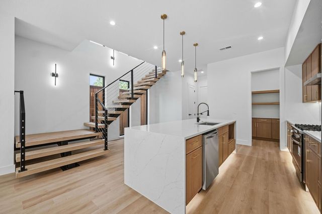 2332 Wycliff Avenue, Dallas, TX 75219