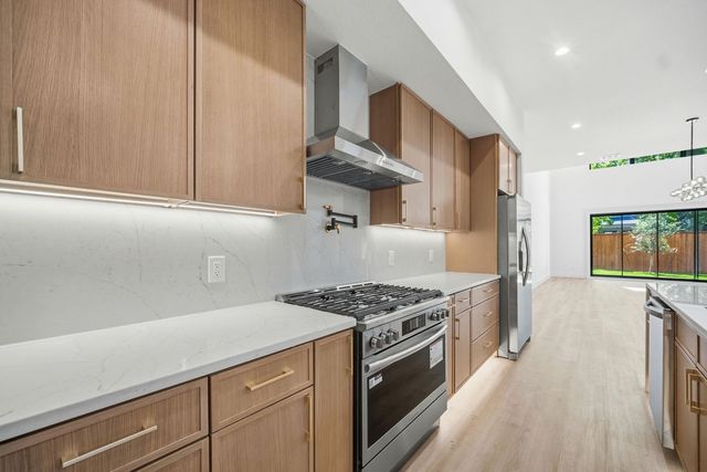 2332 Wycliff Avenue, Dallas, TX 75219