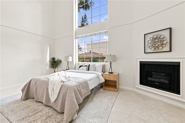 7033 La Tijera, Los Angeles, CA 90045