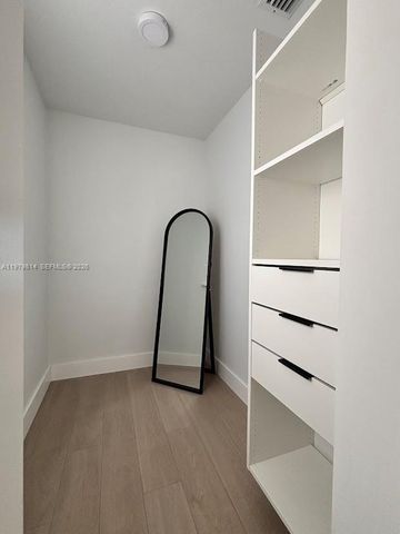 1400 N 70th Ter, Hollywood, FL 33024