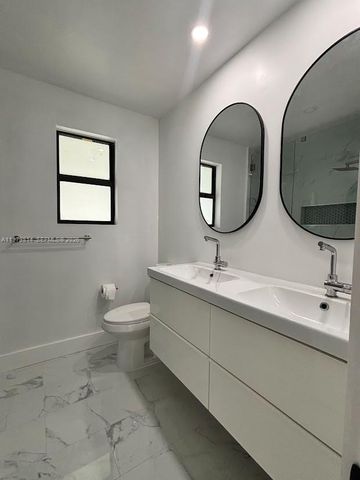 1400 N 70th Ter, Hollywood, FL 33024