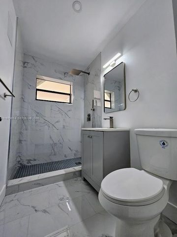 1400 N 70th Ter, Hollywood, FL 33024