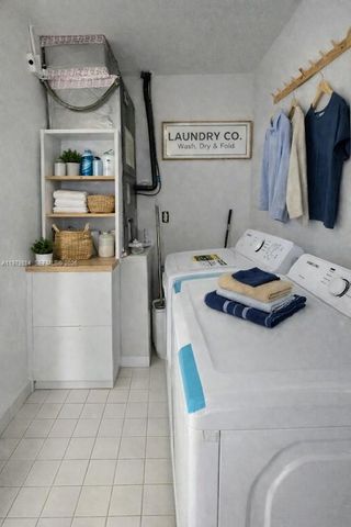 1400 N 70th Ter, Hollywood, FL 33024