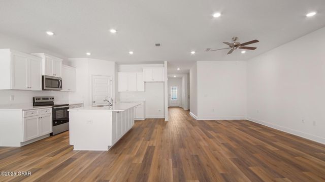578 Hancock Way, Panama City Beach, FL 32413