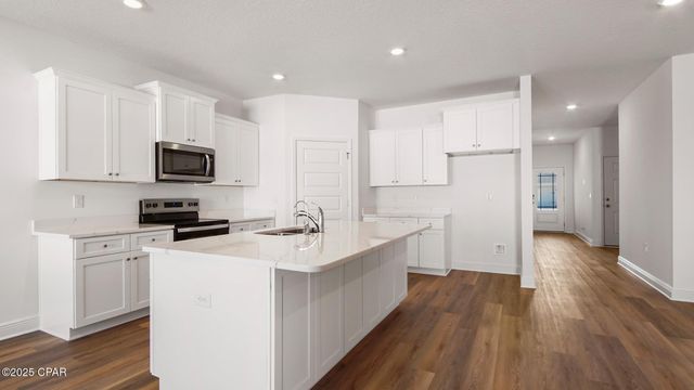 578 Hancock Way, Panama City Beach, FL 32413