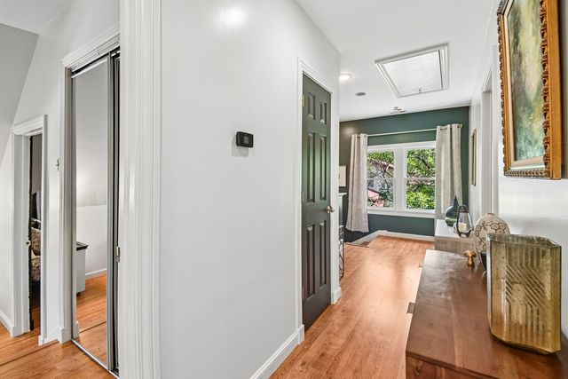 175 W Burlington Street, Riverside, IL 60546