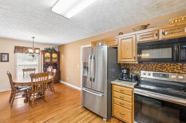 605 Meadowlark Dr, Shelbyville, TN 37160