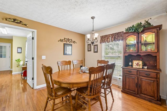 605 Meadowlark Dr, Shelbyville, TN 37160