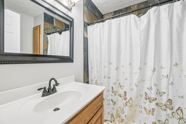 605 Meadowlark Dr, Shelbyville, TN 37160