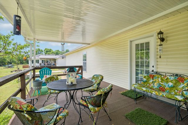 605 Meadowlark Dr, Shelbyville, TN 37160