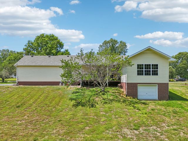 605 Meadowlark Dr, Shelbyville, TN 37160