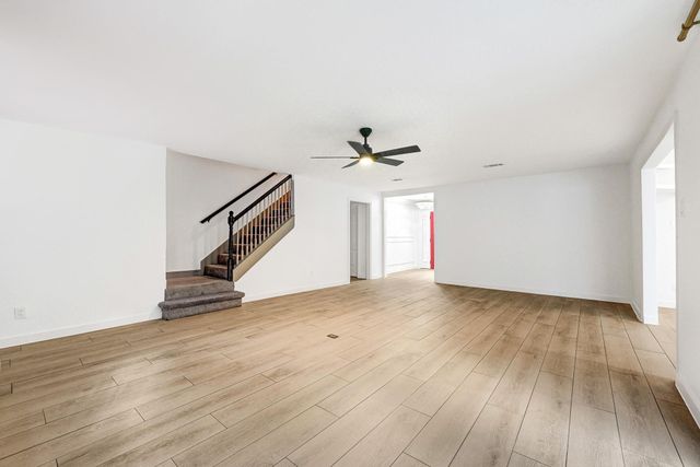 725 Talmalge Hall Drive, Conroe, TX 77302