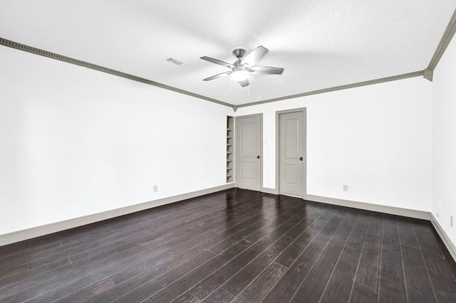 725 Talmalge Hall Drive, Conroe, TX 77302