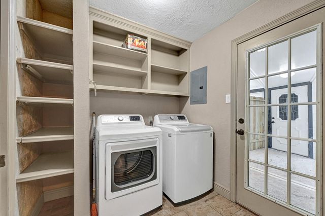 725 Talmalge Hall Drive, Conroe, TX 77302