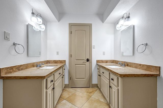 725 Talmalge Hall Drive, Conroe, TX 77302