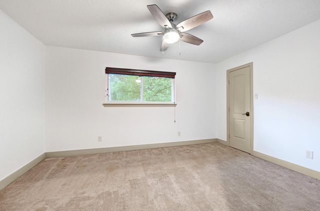 725 Talmalge Hall Drive, Conroe, TX 77302