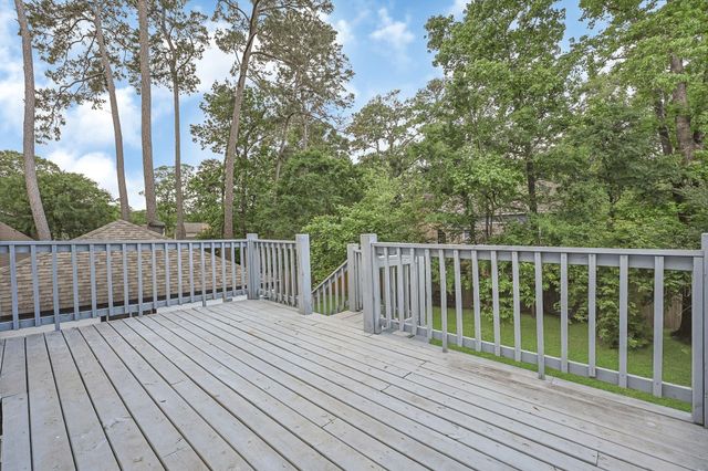 725 Talmalge Hall Drive, Conroe, TX 77302