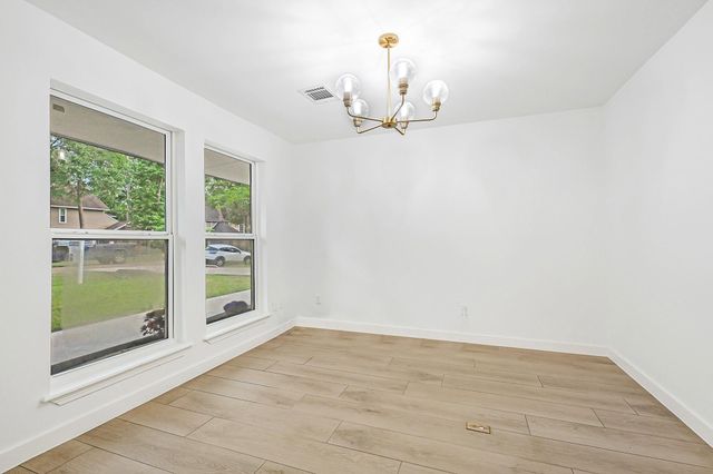 725 Talmalge Hall Drive, Conroe, TX 77302