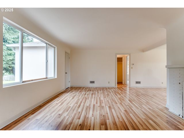 630 HAROLD St, Eugene, OR 97402