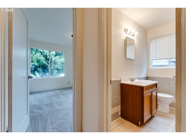 630 HAROLD St, Eugene, OR 97402