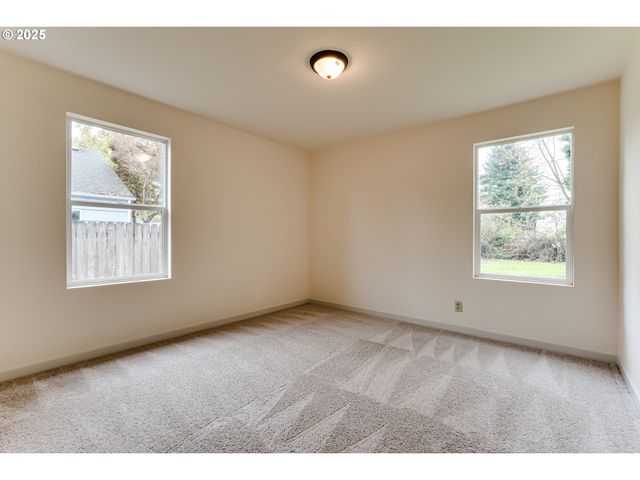 630 HAROLD St, Eugene, OR 97402