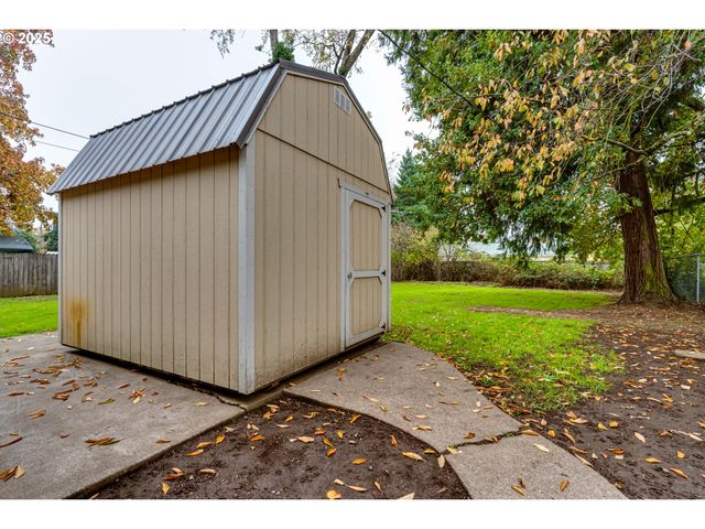 630 HAROLD St, Eugene, OR 97402