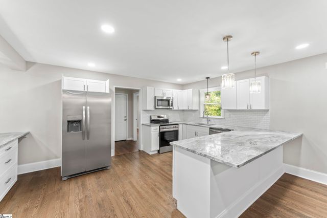 201 Rosemary Lane, Greenville, SC 29615