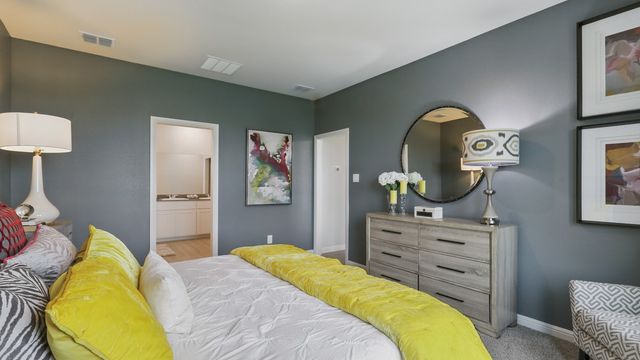 1913 PREAKNESS Drive, Granbury, TX 76049