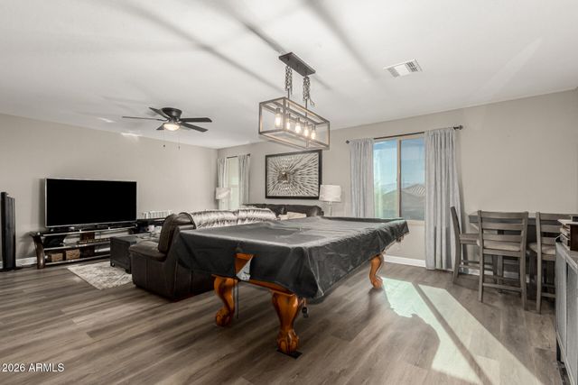 10622 W CROWN KING Road, Tolleson, AZ 85353