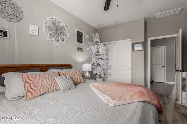 10622 W CROWN KING Road, Tolleson, AZ 85353