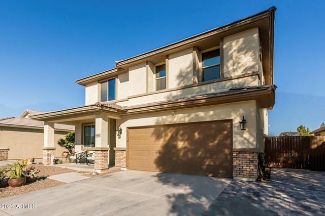 10622 W CROWN KING Road, Tolleson, AZ 85353