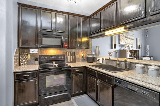 12565 Melville Drive 122, Montgomery, TX 77356