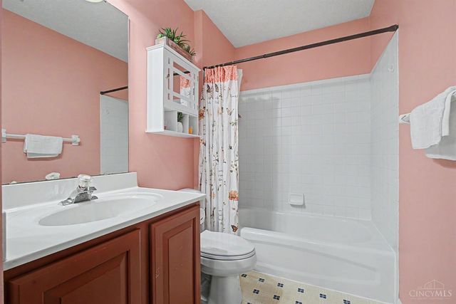 285 Crockett Drive, Springboro, OH 45066