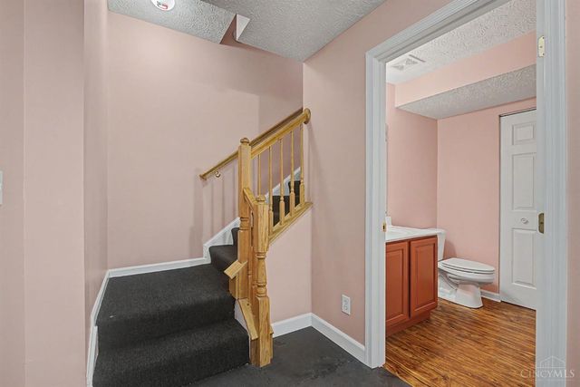 285 Crockett Drive, Springboro, OH 45066