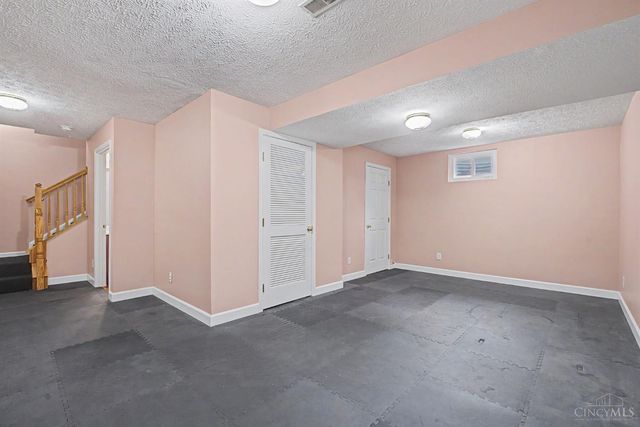 285 Crockett Drive, Springboro, OH 45066