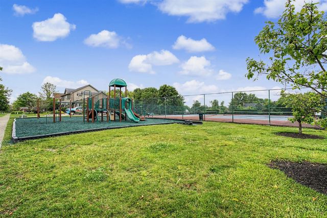 285 Crockett Drive, Springboro, OH 45066