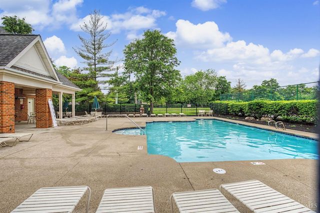285 Crockett Drive, Springboro, OH 45066