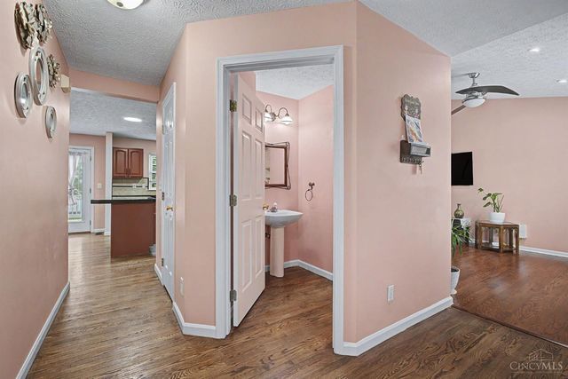 285 Crockett Drive, Springboro, OH 45066