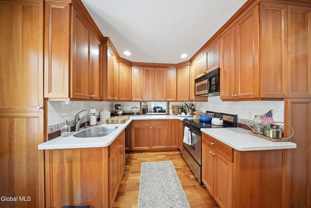 109 Euclid Avenue, Albany, NY 12203