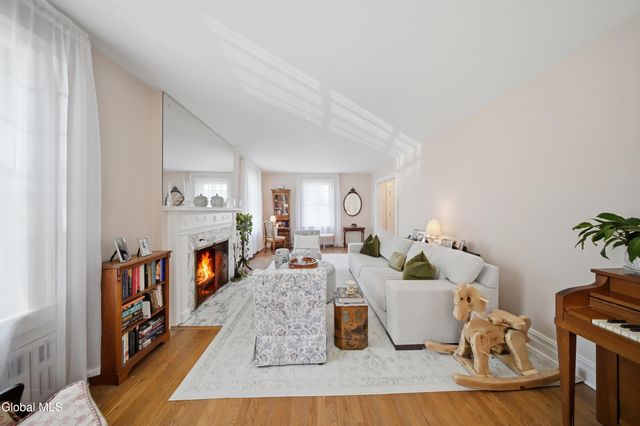 109 Euclid Avenue, Albany, NY 12203