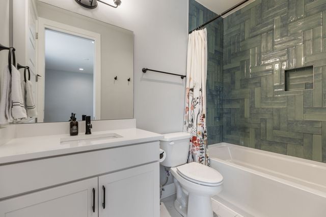 532 Westboro Dr, Nashville, TN 37209