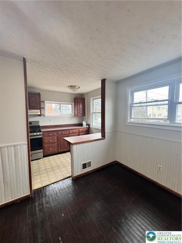 2004 Baker Drive, Allentown City, PA 18103