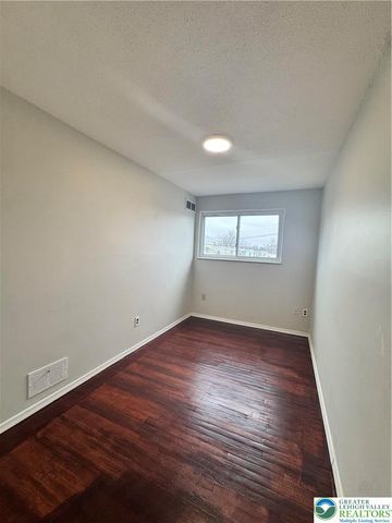 2004 Baker Drive, Allentown City, PA 18103