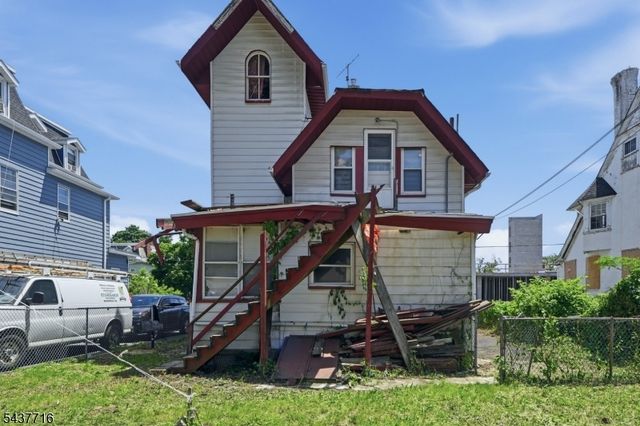 79 Cleveland St, City Of Orange Twp., NJ 07050