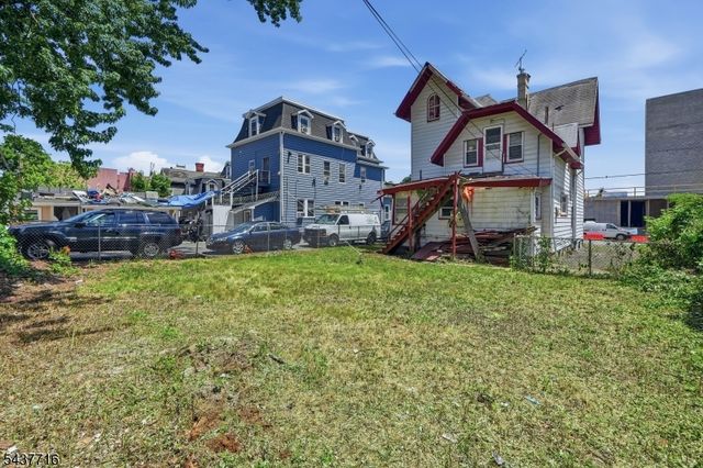 79 Cleveland St, City Of Orange Twp., NJ 07050