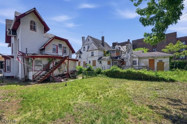 79 Cleveland St, City Of Orange Twp., NJ 07050