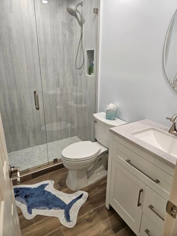 1198 Hillsboro Mile 324, Hillsboro Beach, FL 33062