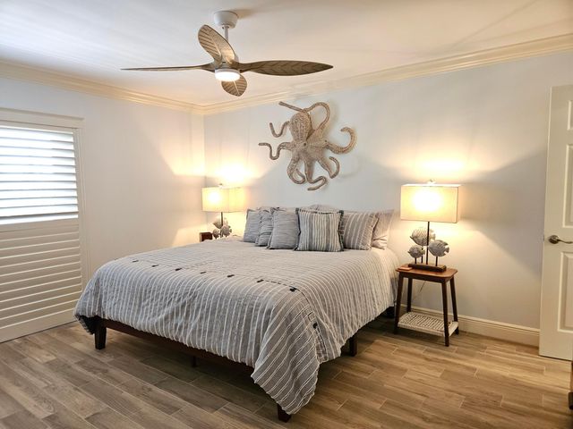 1198 Hillsboro Mile 324, Hillsboro Beach, FL 33062